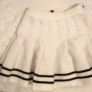 Divided pleated sailor mini skirt